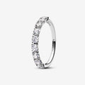 Anel de Banda Radiante com Moissanite